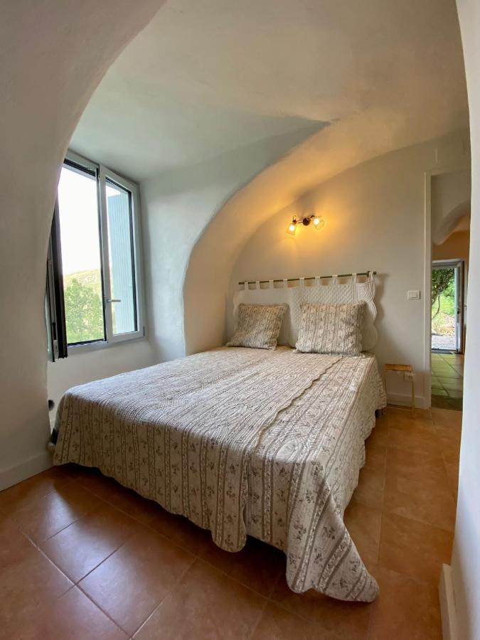 Gite En Cevennes Du Sud, Bergerie Restauree Au Rez De Jardin D'Une Bastide Avec Piscine, Vue Exceptionnelle, Authenticite Et Confort Saint-Laurent-le-Minier Экстерьер фото