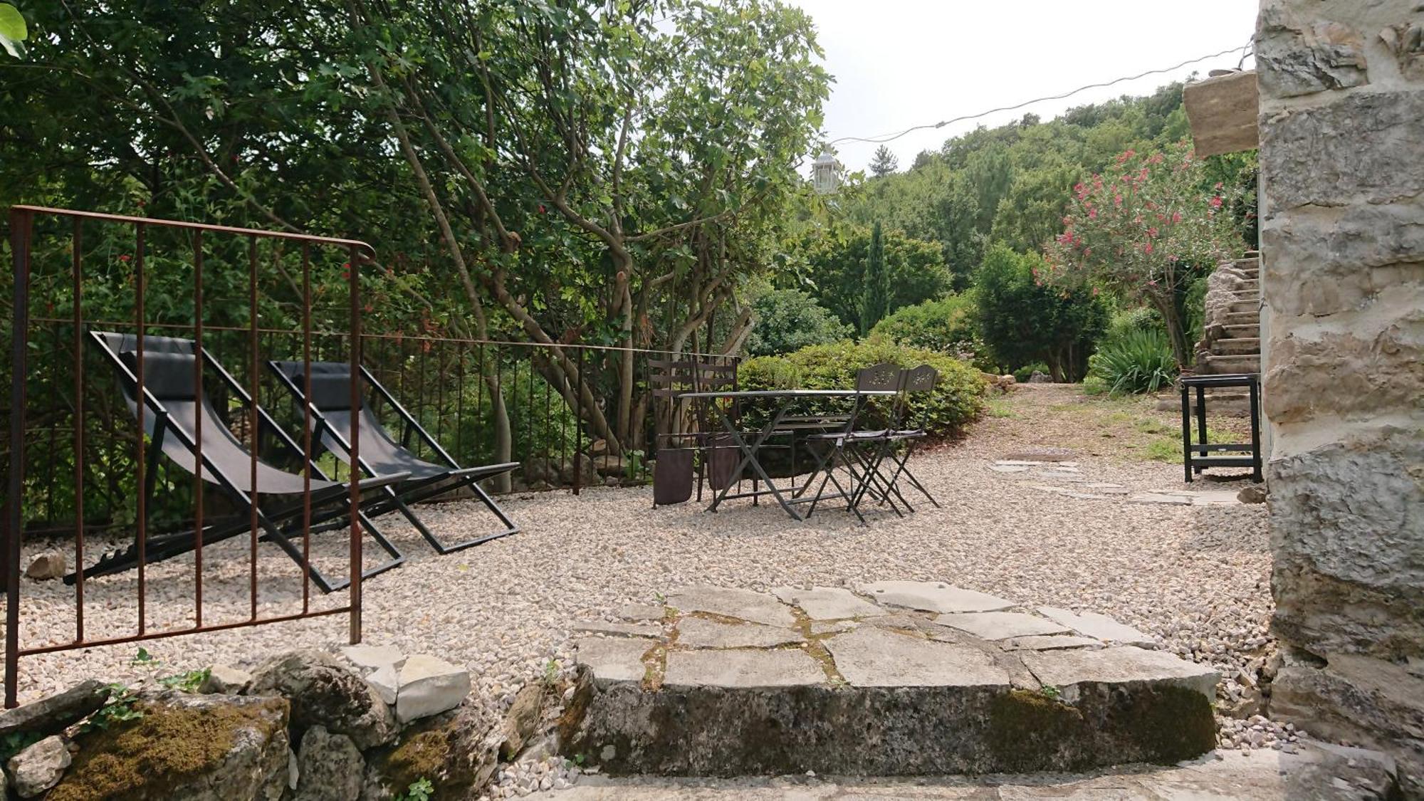 Gite En Cevennes Du Sud, Bergerie Restauree Au Rez De Jardin D'Une Bastide Avec Piscine, Vue Exceptionnelle, Authenticite Et Confort Saint-Laurent-le-Minier Экстерьер фото